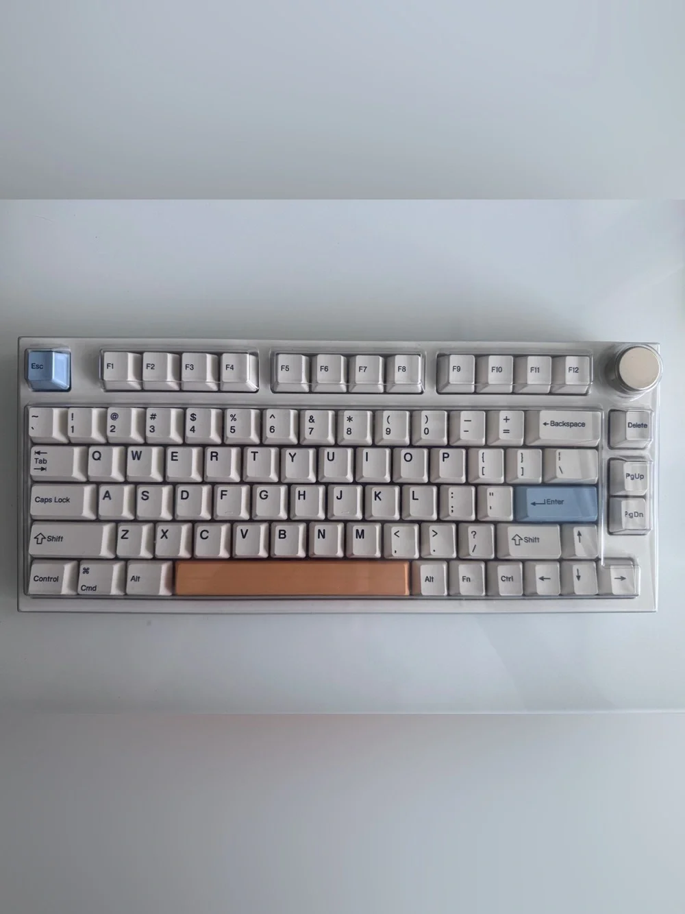 Keydous Mechanical Keyboard - Picture 1 of 6
